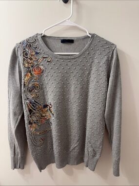 Gray Crewneck Sweater with Embroidered Paisley Detail